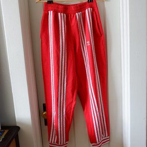 ji win choi adidas trackpants